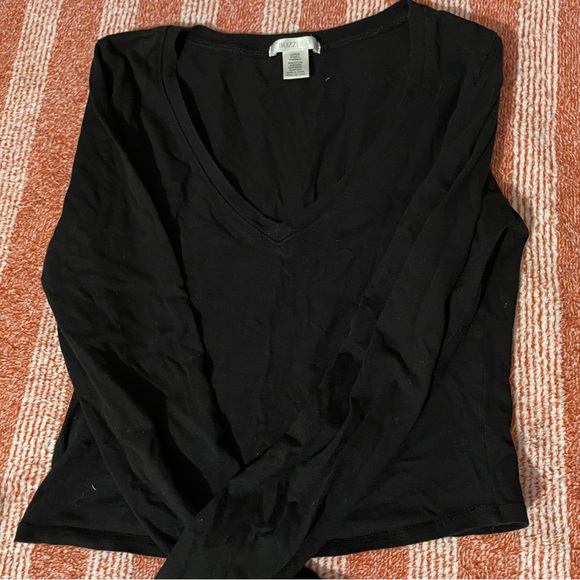 Black V neck crop top long sleeve - Picture 1 of 1